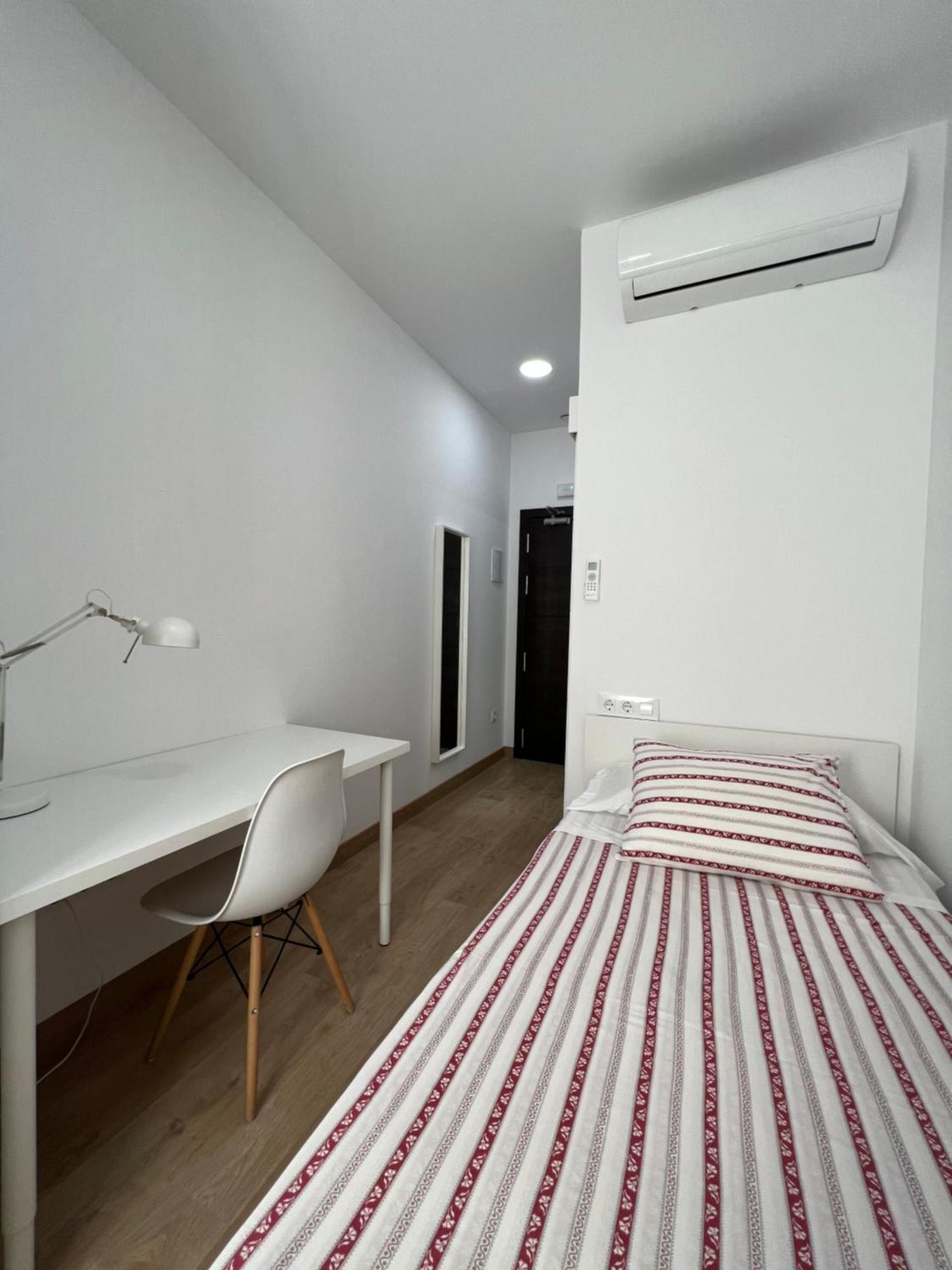 Colegio Mayor Careu - Women Only - University Community Siviglia Esterno foto