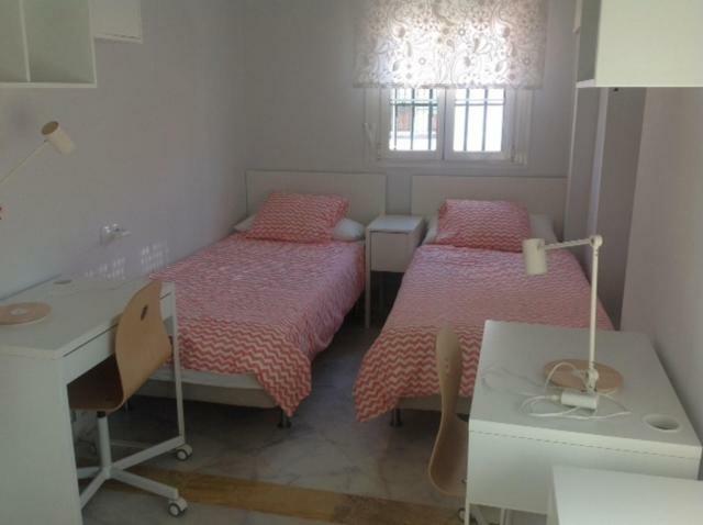 Colegio Mayor Careu - Women Only - University Community Siviglia Esterno foto